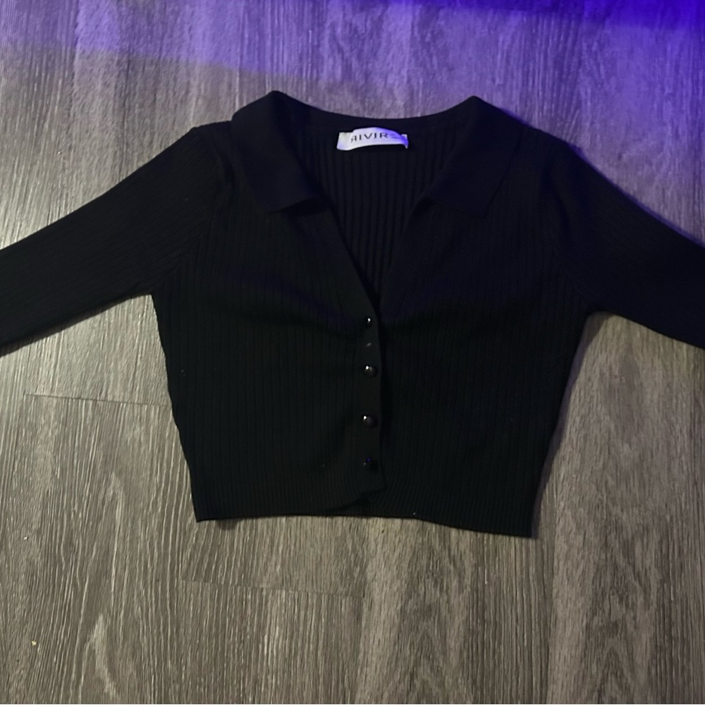 Black rivir cardigan! Never worn I just didn’t know how to style it!